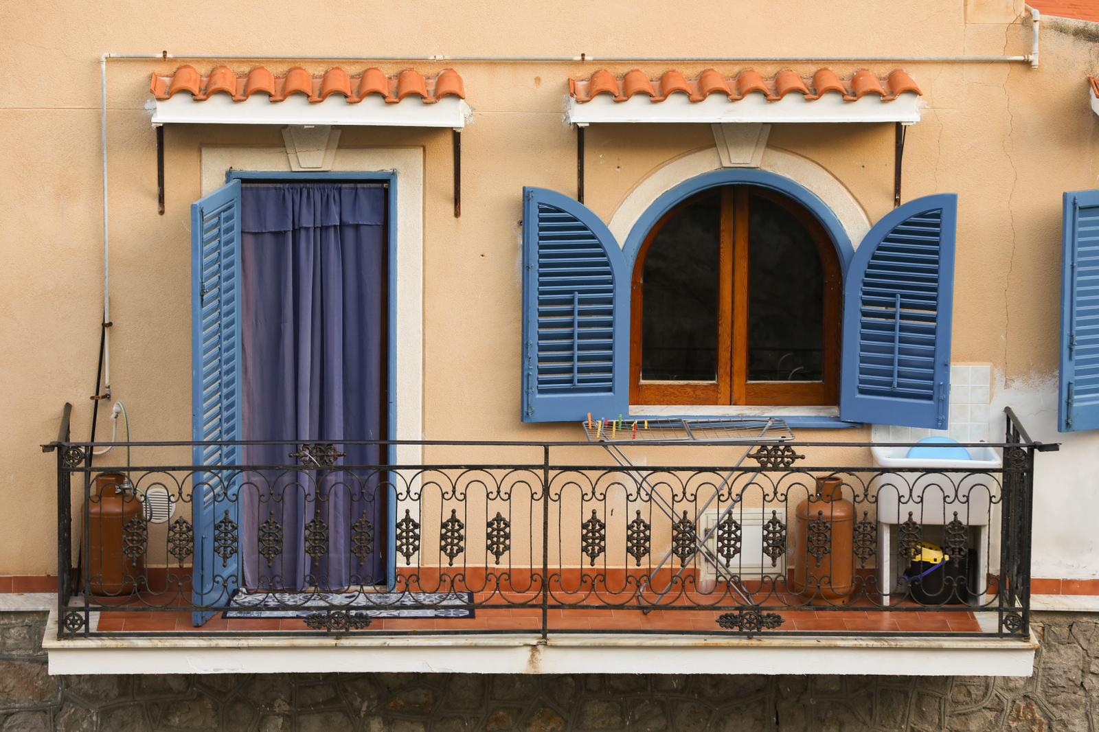 Why Supporting Small Business Still Matters-Serpenti Apparel