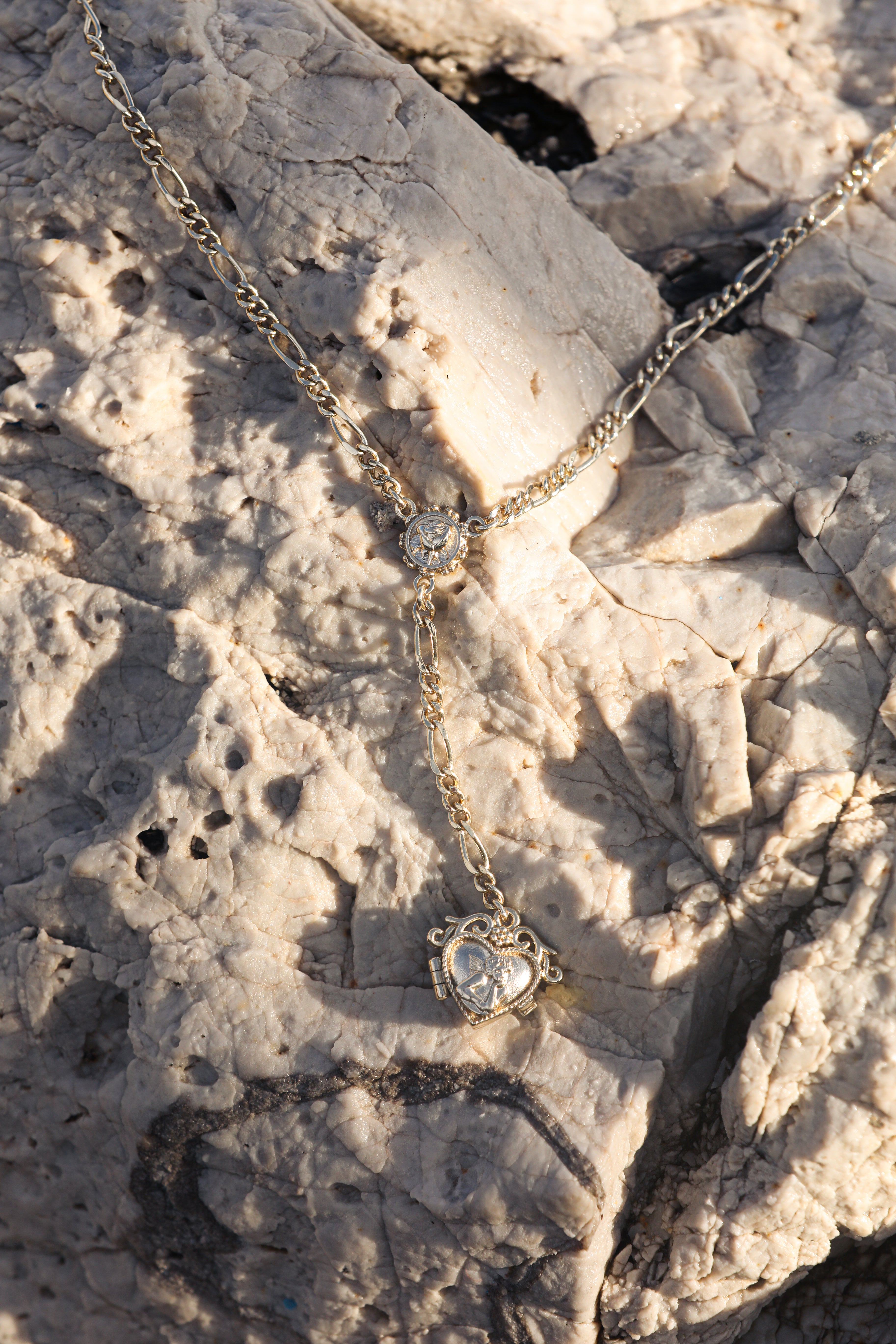The Heart Locket Lariat-Serpenti Apparel