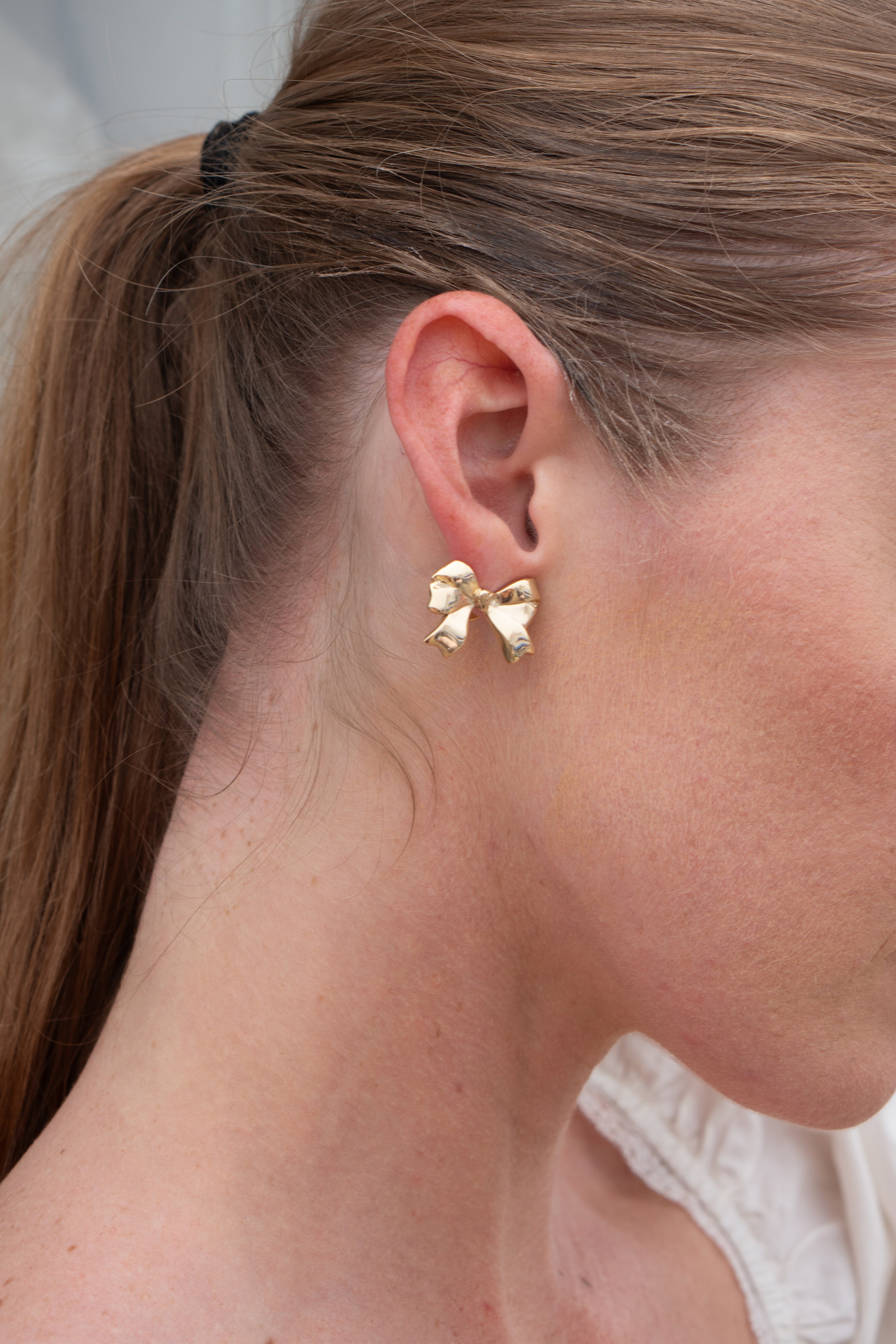 The Mini Bow Earrings-Serpenti Apparel