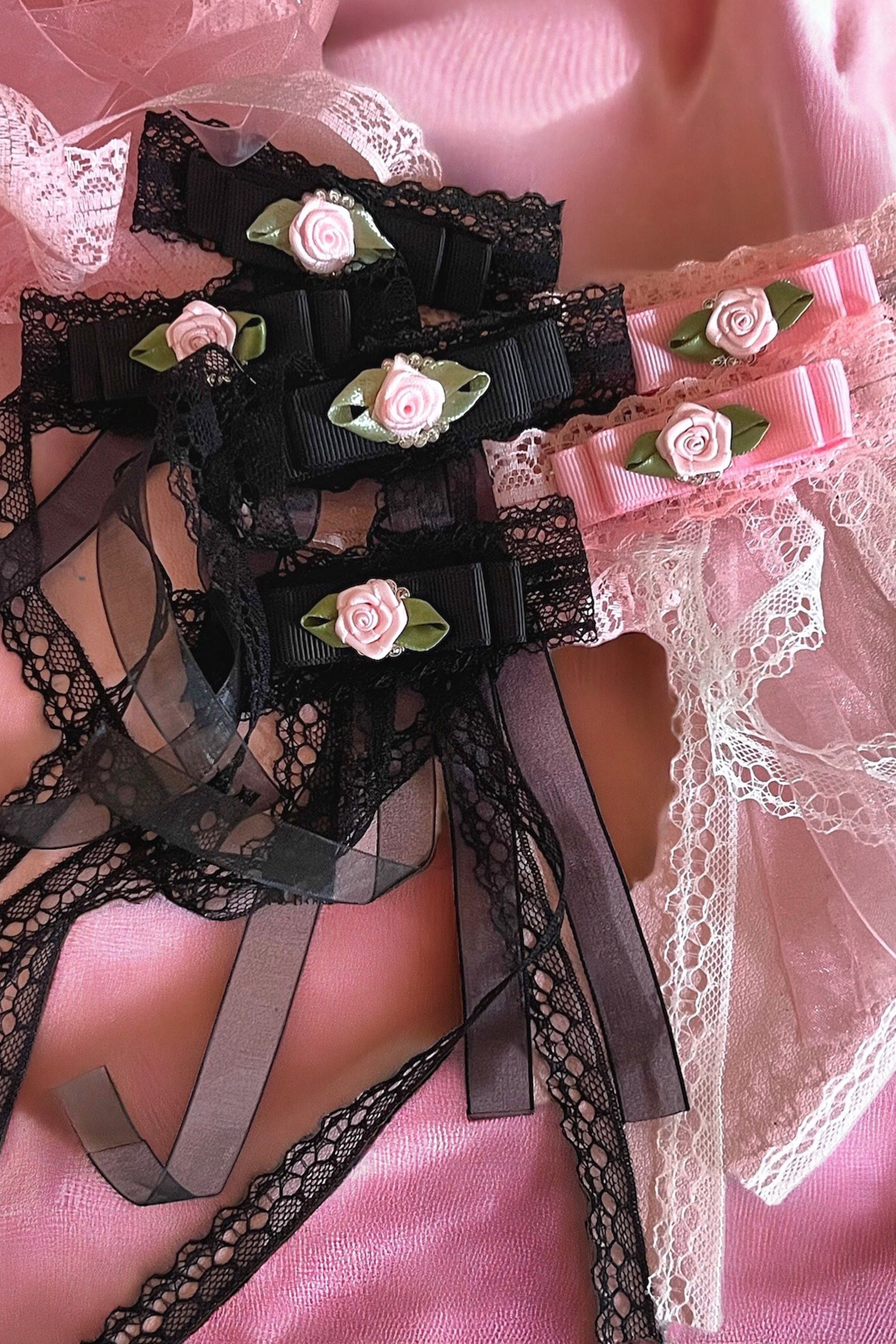 The Coquette Cascade Clips-Serpenti Apparel