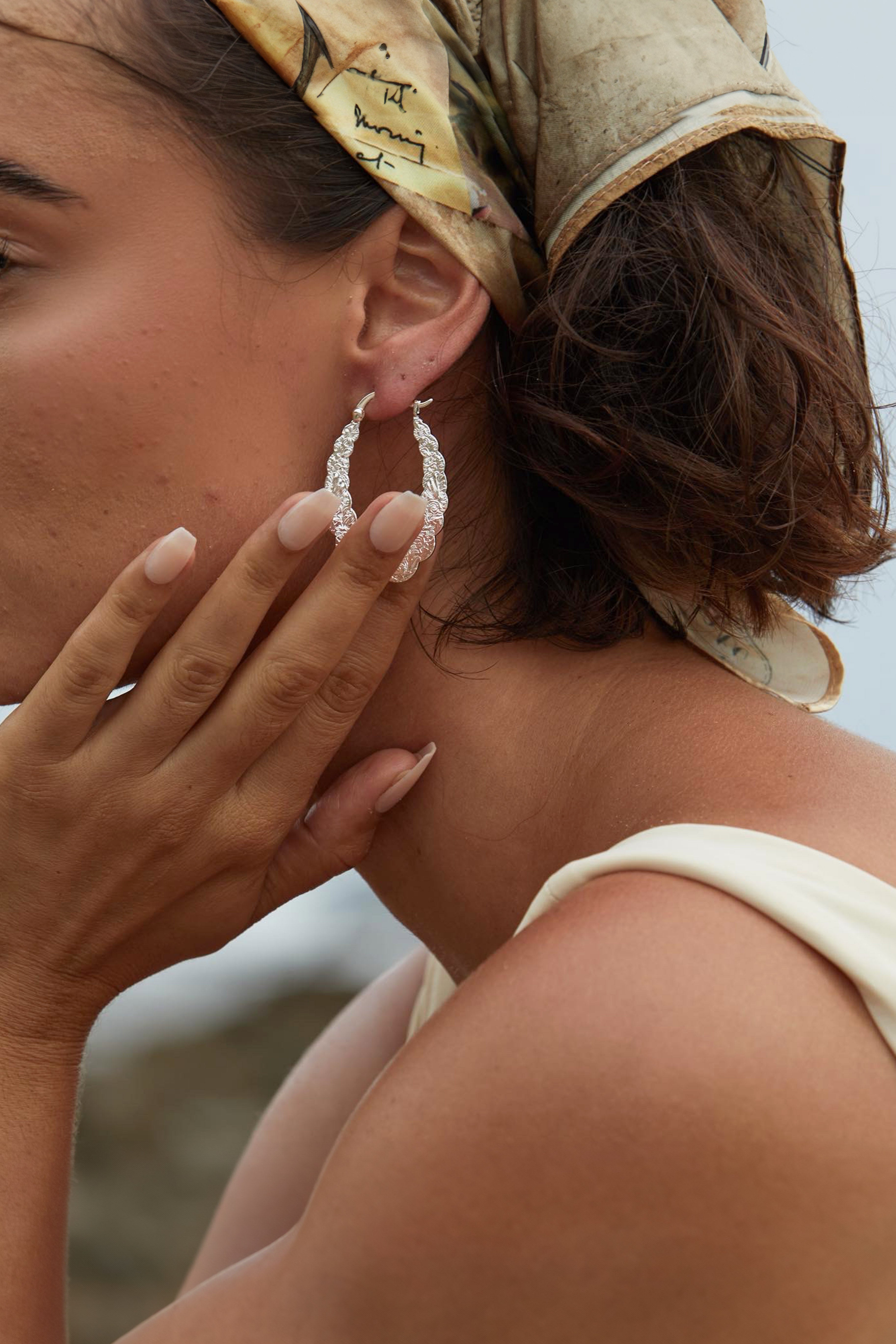 The Salina Scalloped Earrings-Serpenti Apparel