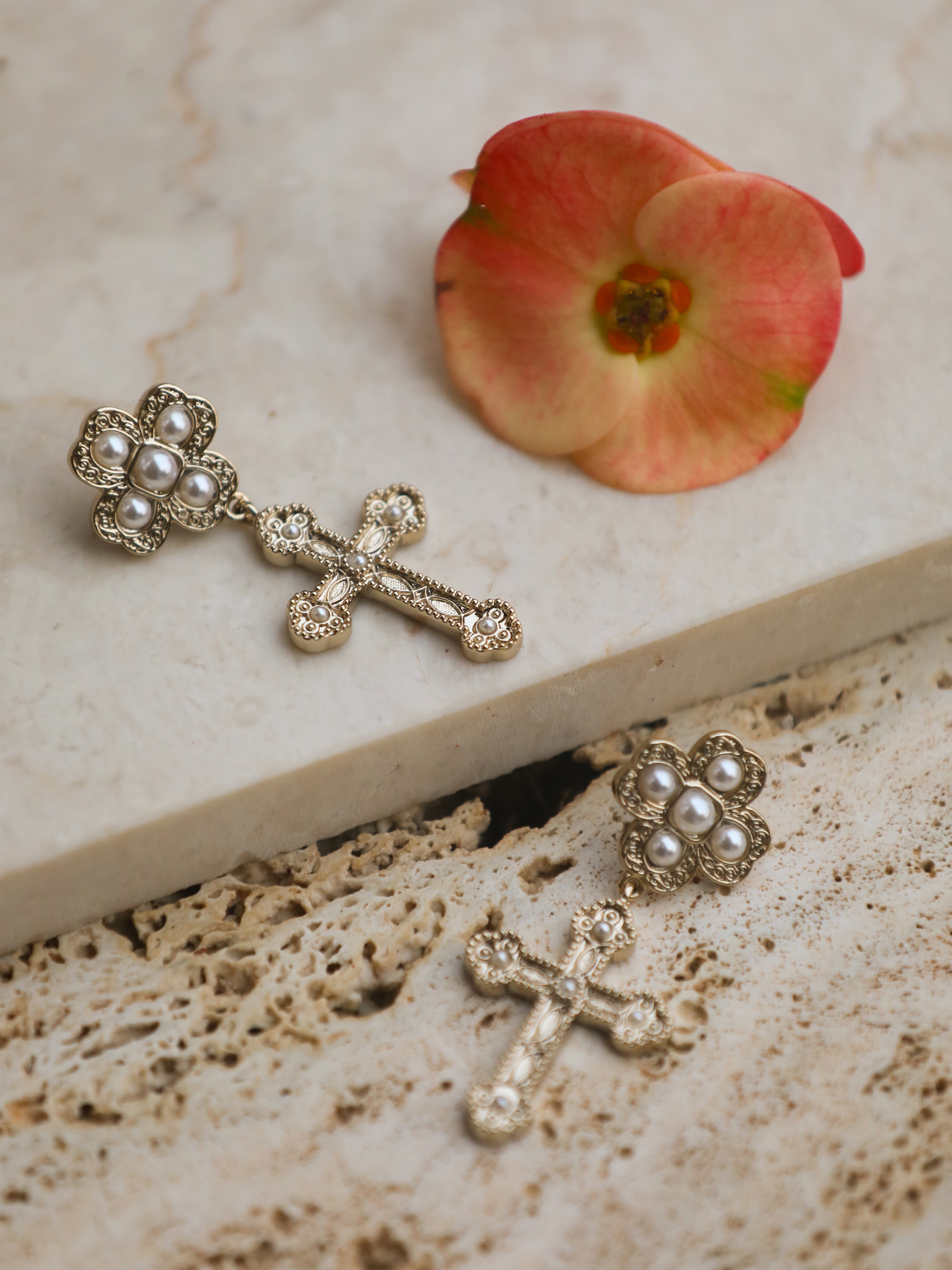 The Santa Maria Cross Earrings-Serpenti Apparel