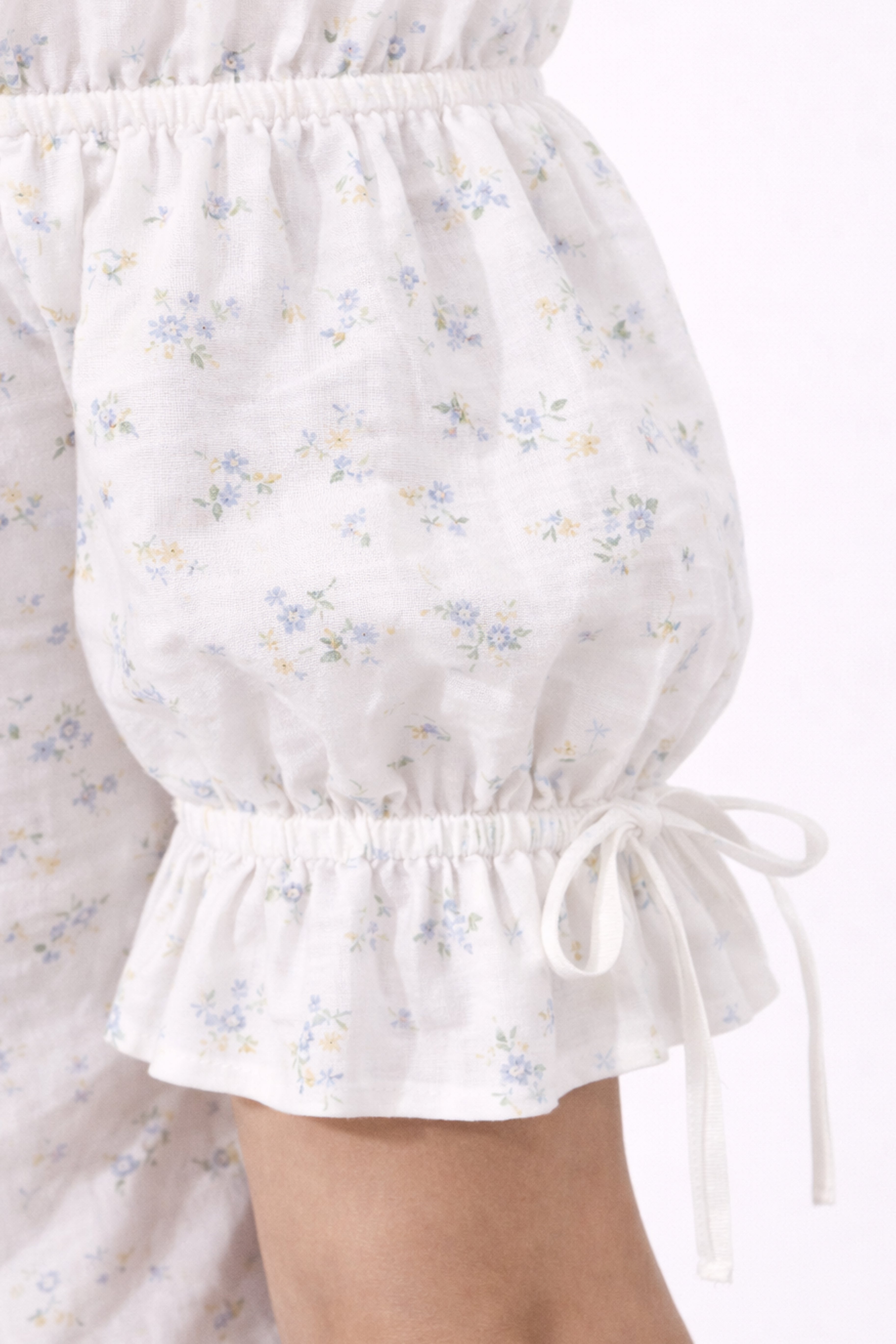 The Painter's Blouse I Ditsy Floral